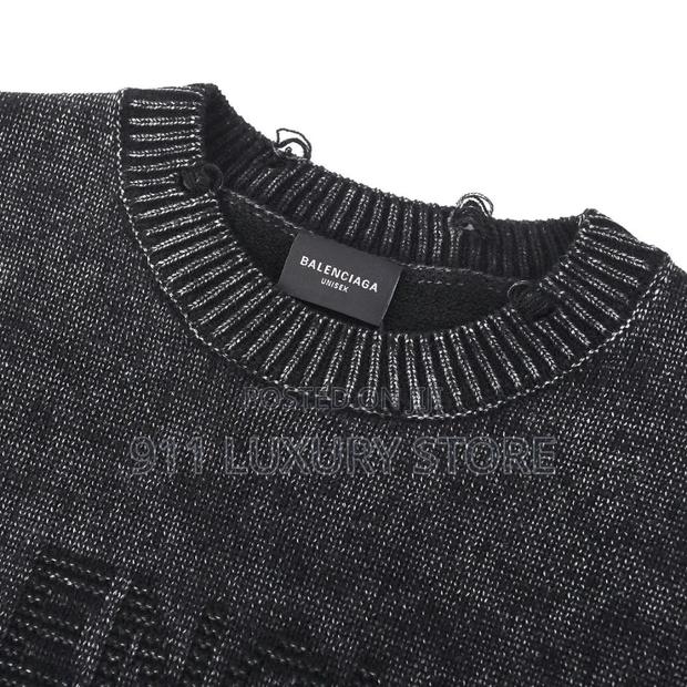 Balenciaga Sweater - thumbnail 10