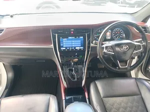 Toyota Harrier 2.0 2020 White
