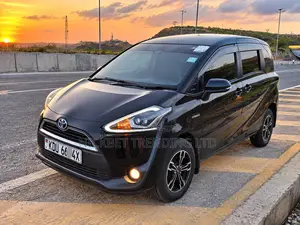 Toyota Sienta 1.5 Hybrid FWD (6-seater) 2018 Black