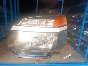 Voxy 2001/2002/2003/2004 Xenon Headlight