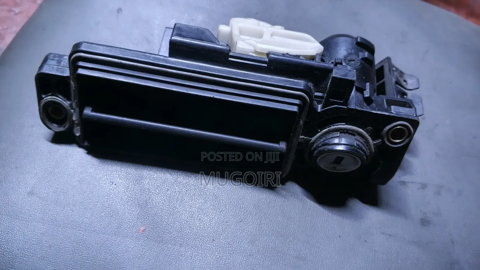 Mercedes-Benz Boot/Trunk Release Switch