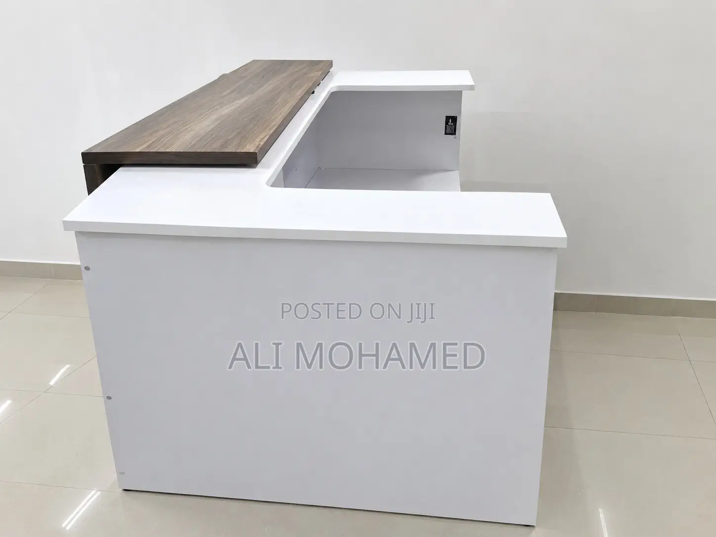 Receptionist Desk
