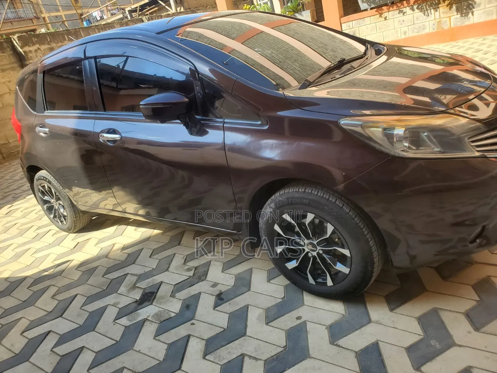 Nissan Note 2015 Brown