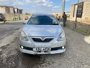 Toyota Caldina 2006 Silver