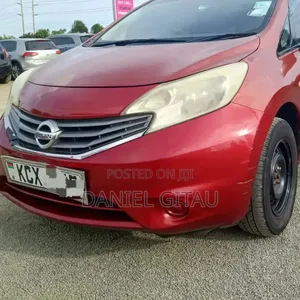 Nissan Note 2013 Red