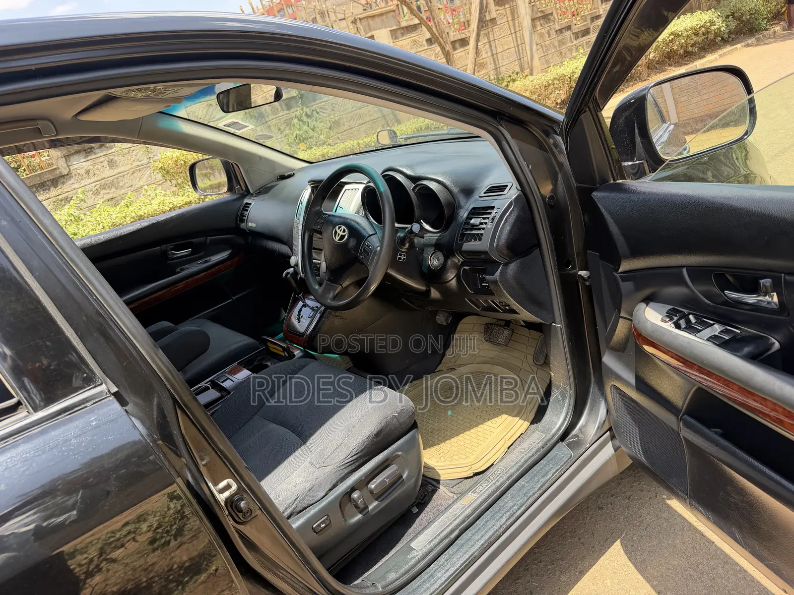 Toyota Harrier 240G 2007 Black