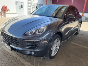 Porsche Macan 2018 Black
