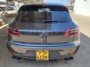 Porsche Macan 2018 Black