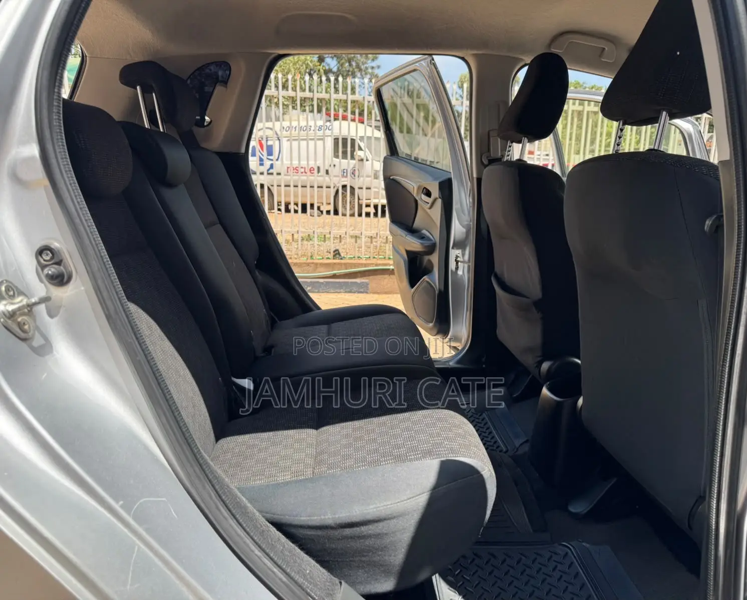 Honda Fit 2015 Silver