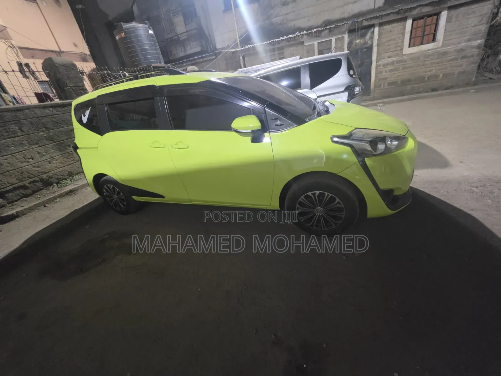 Toyota Sienta 2016 Green