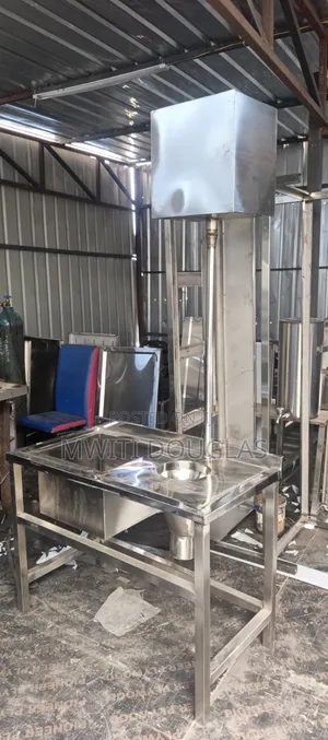 Hospital Waste Sluice Sink With Water Storage Cistern