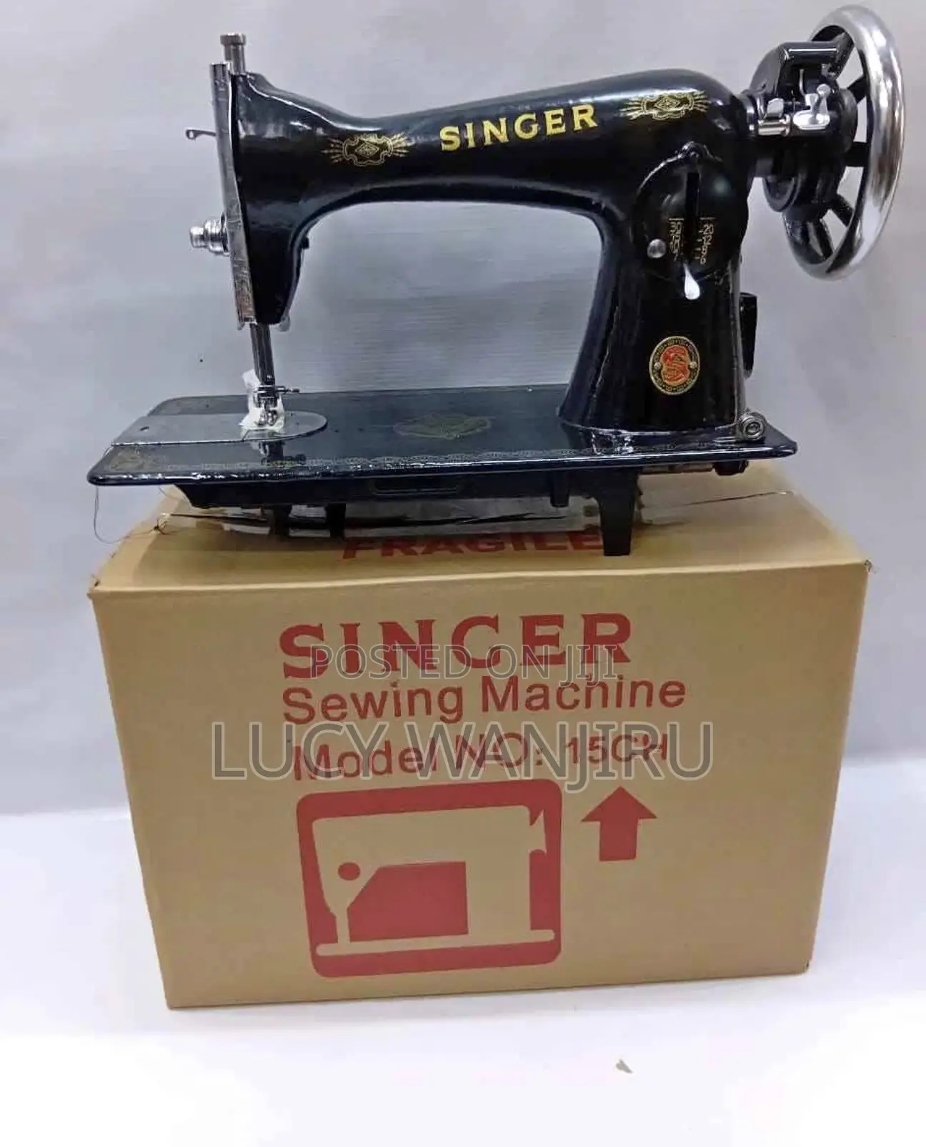 Singer Sewing Machine / Original Singer Sewing Machine