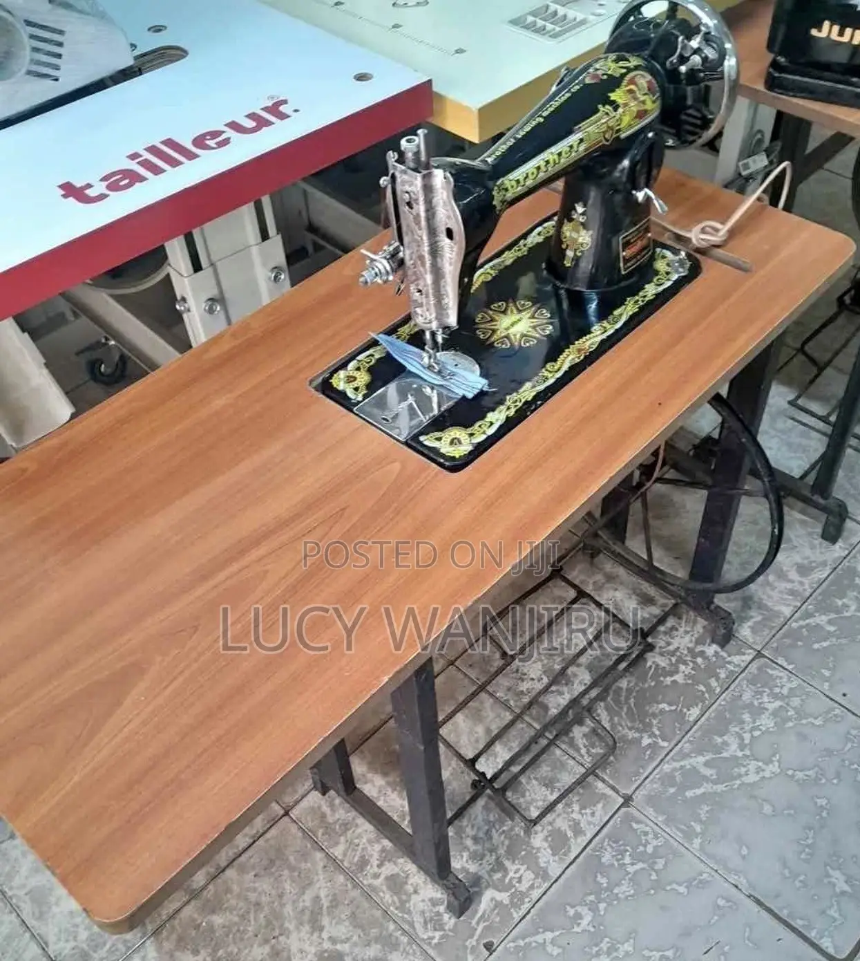 Butterfly Sewing Machine Complete ( Professional)/ Sewing Machine