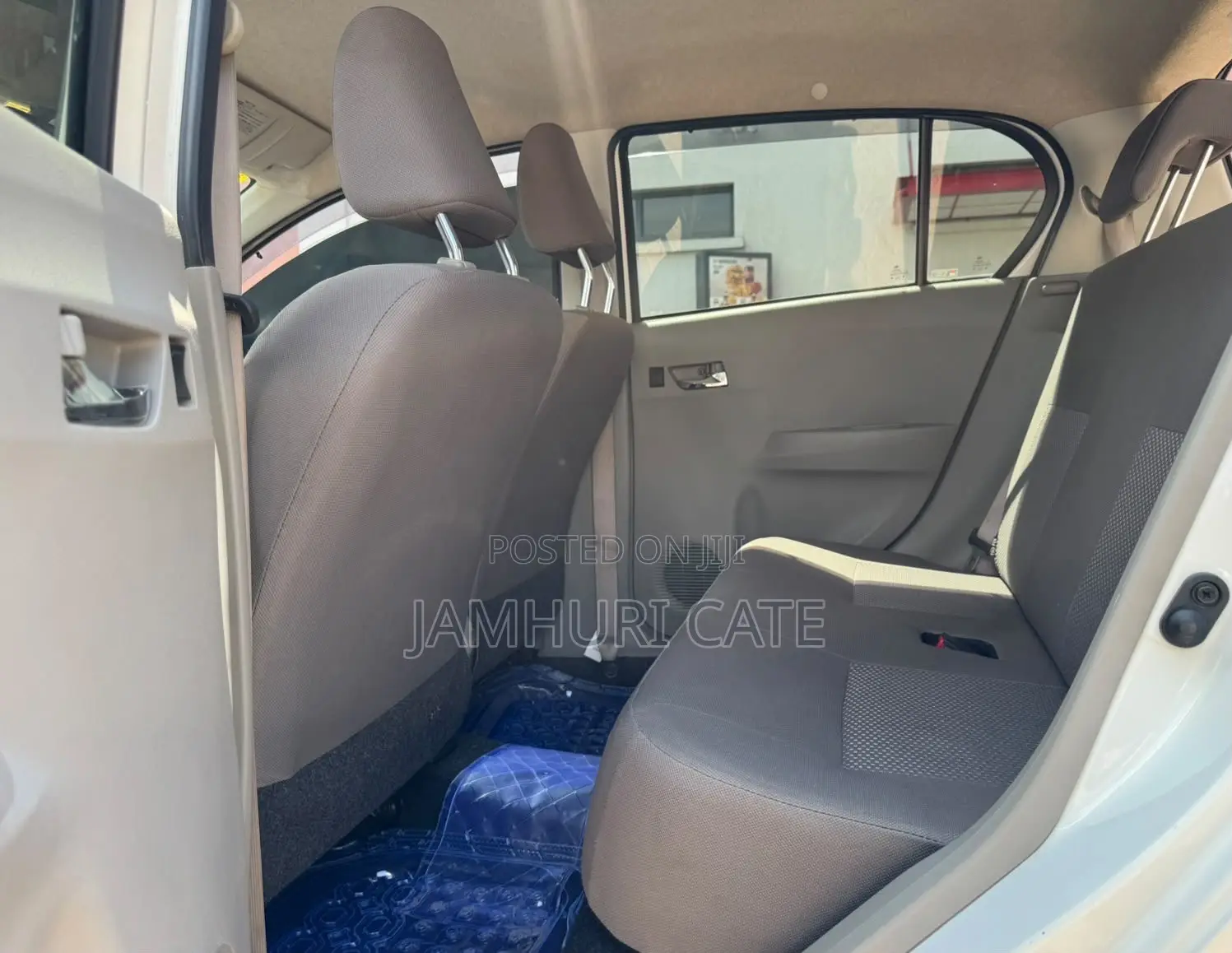 Daihatsu Mira 2017 White