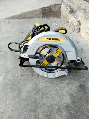 Handheld Electric Circular Saw for Cutting Wood