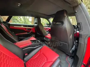 Lamborghini Urus Base 2019 Red