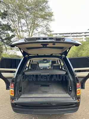Land Rover Range Rover Vogue 2018 Black