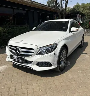 Mercedes-Benz C200 2017 White