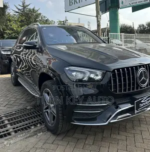Mercedes-Benz GLE-Class 2019 Black