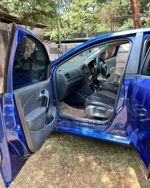 Volkswagen Polo 2022 Blue
