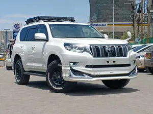 Toyota Land Cruiser Prado 2.8 2019 White