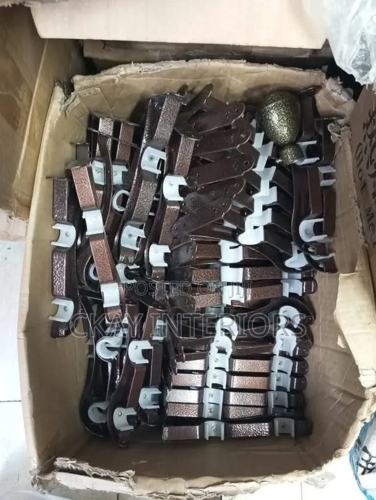Double Powder Coated Curtain Rod Brackets