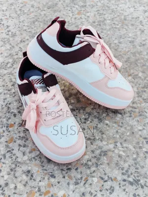 Good Quality Ladies Sneakers