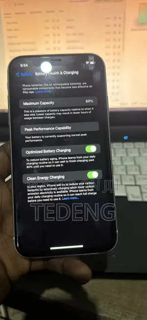 Apple iPhone XR 64 GB White