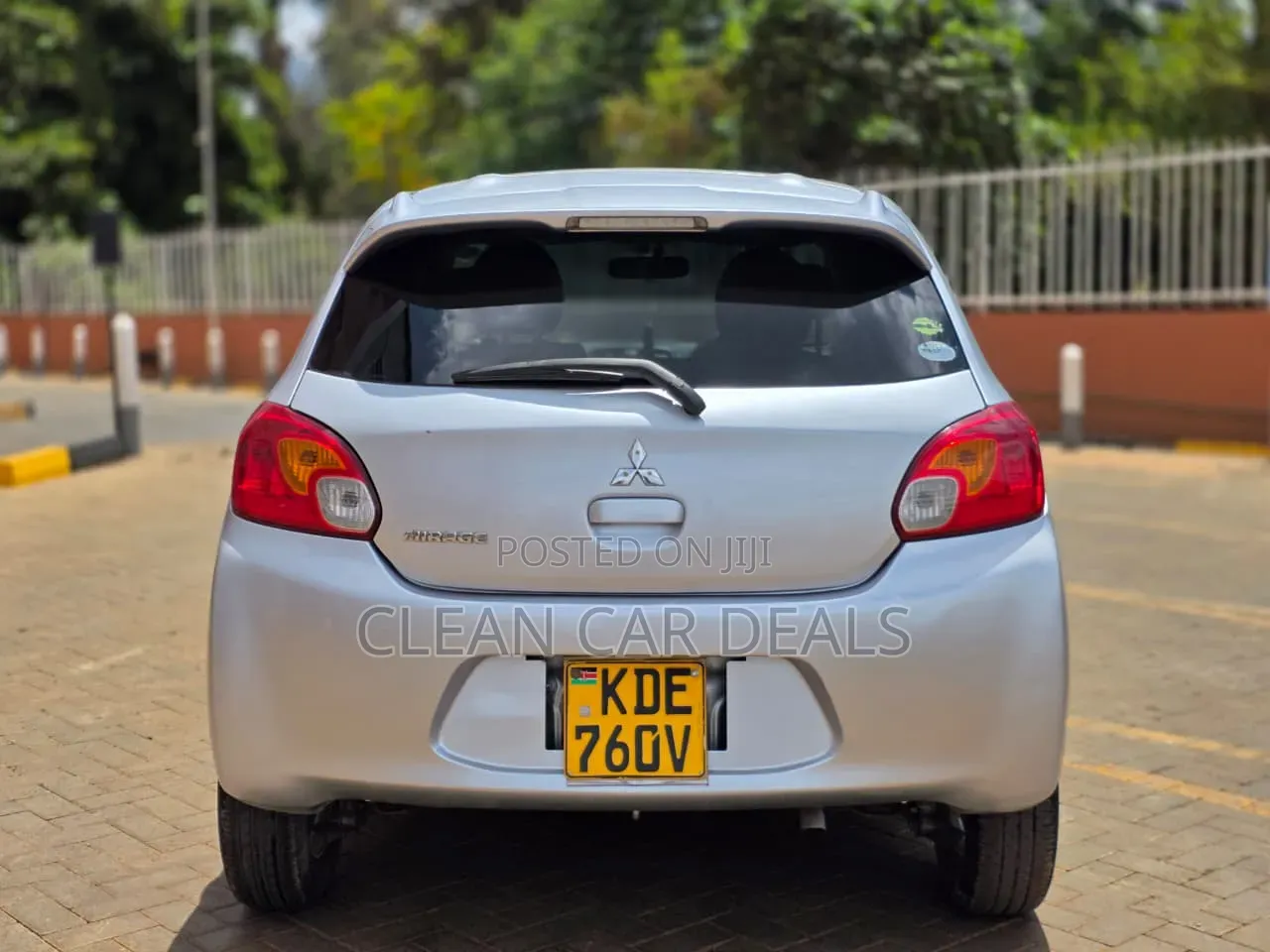 Mitsubishi Mirage 2014 Silver