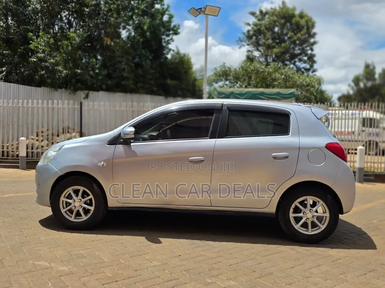 Mitsubishi Mirage 2014 Silver