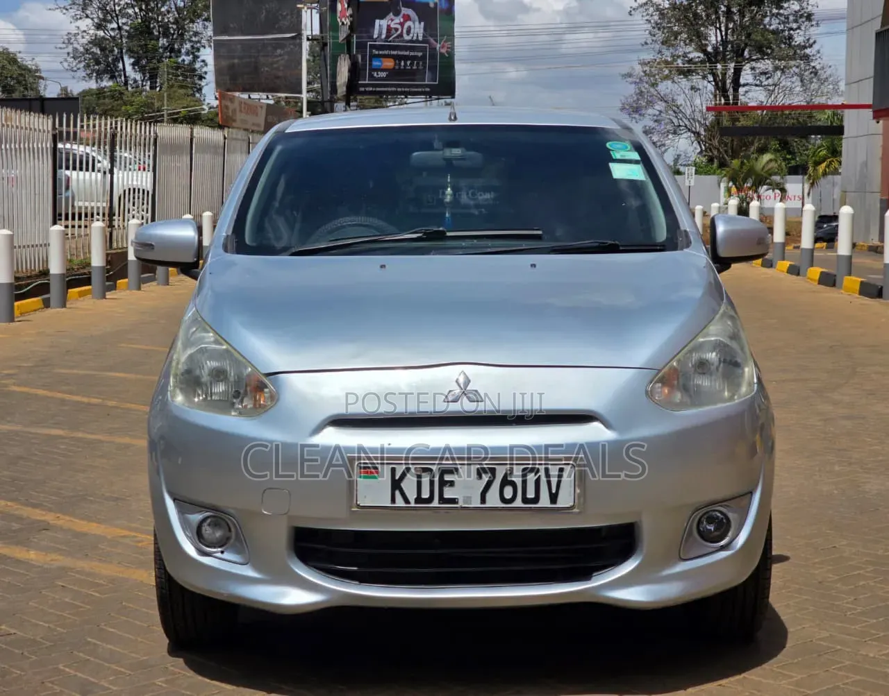 Mitsubishi Mirage 2014 Silver