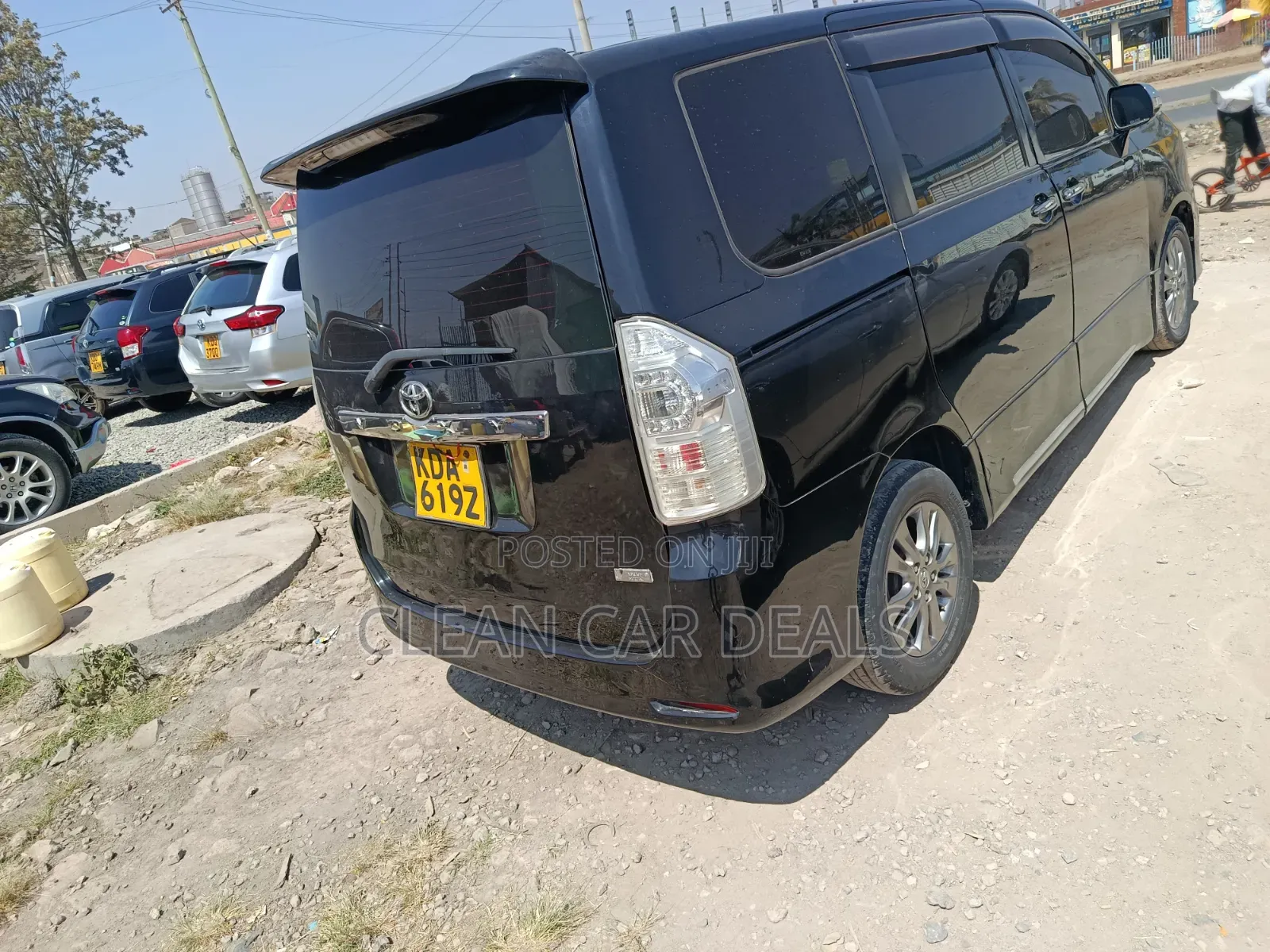 Toyota Voxy 2013 Black