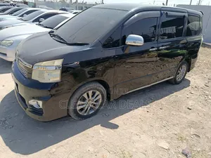 Toyota Voxy 2013 Black
