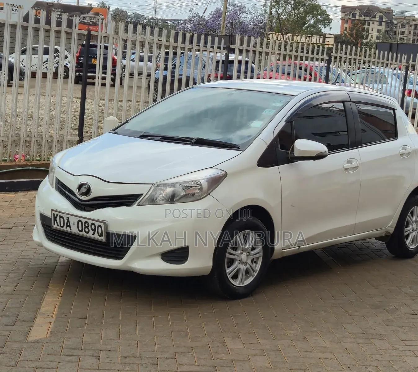 Toyota Vitz 2014 White
