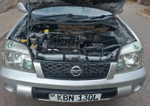 Nissan X-Trail 2004 Silver