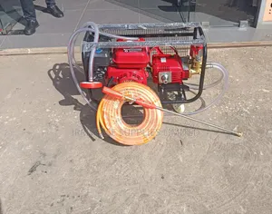Motorised Engine Farm Sprayer