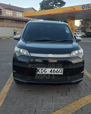 Toyota Spade 2015 Black
