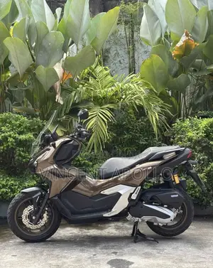 Honda 2025 Silver