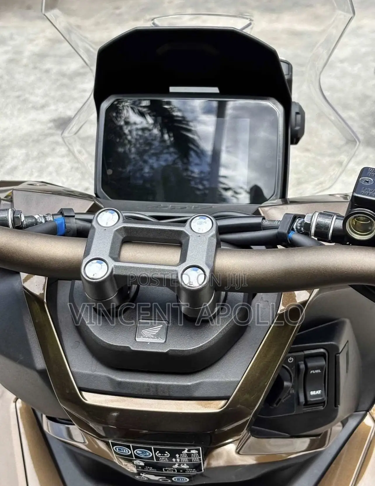 Honda 2025 Silver