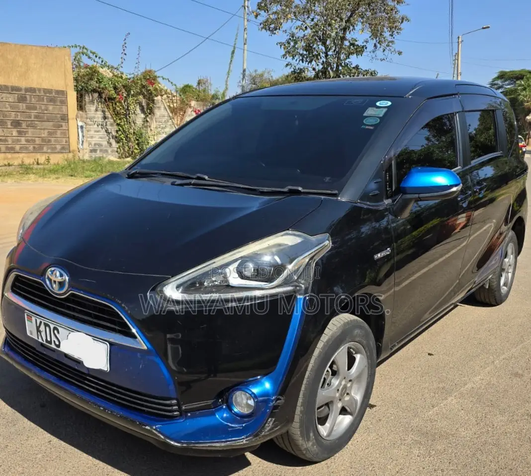 Toyota Sienta 2018