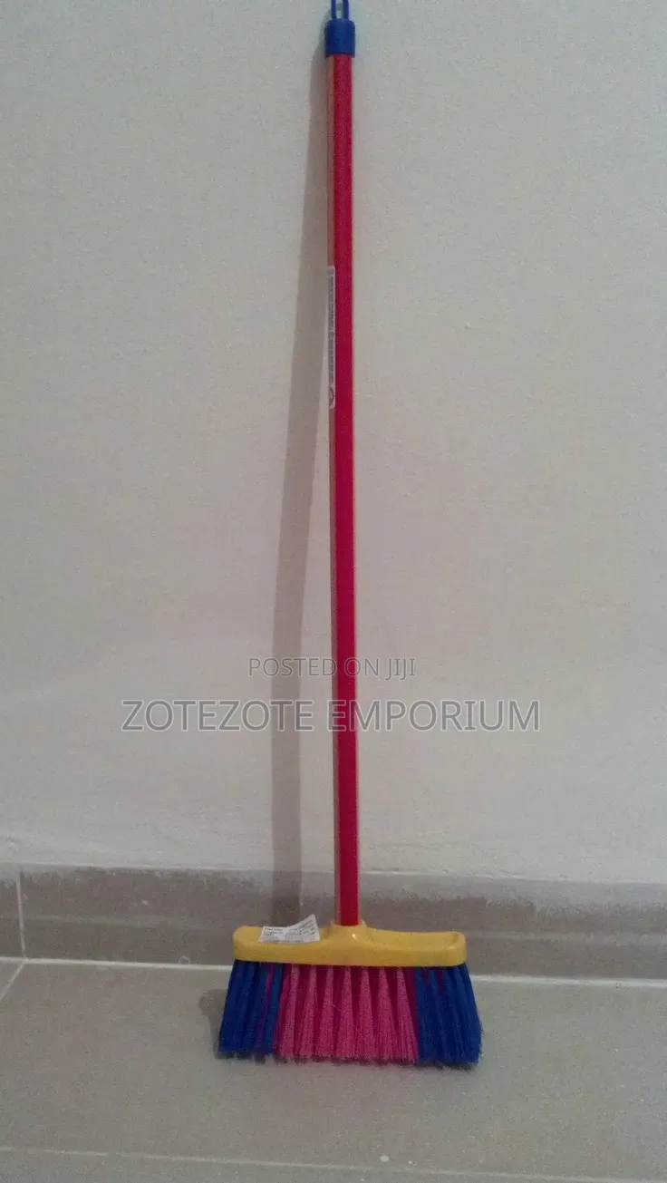 Teepee Soft Broom