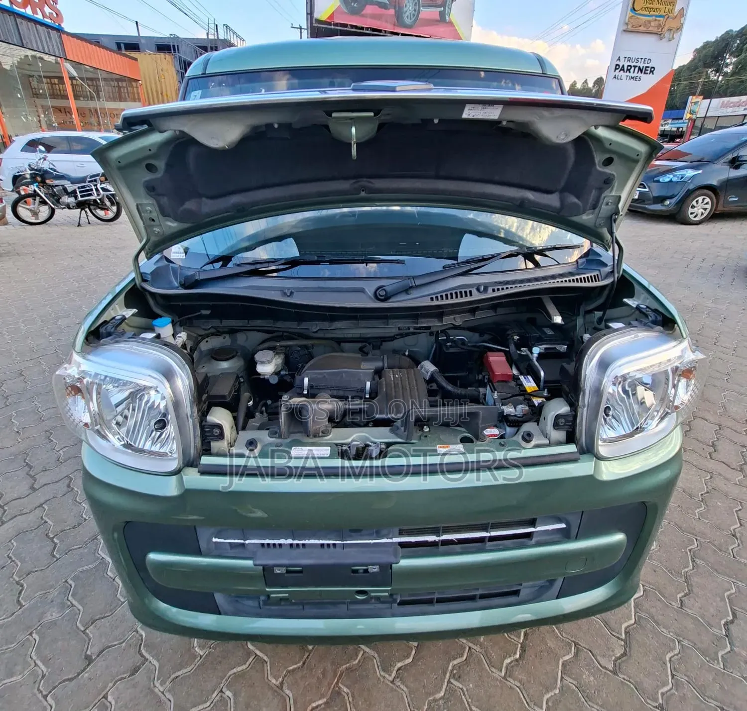 Suzuki Spacia 2019 Green