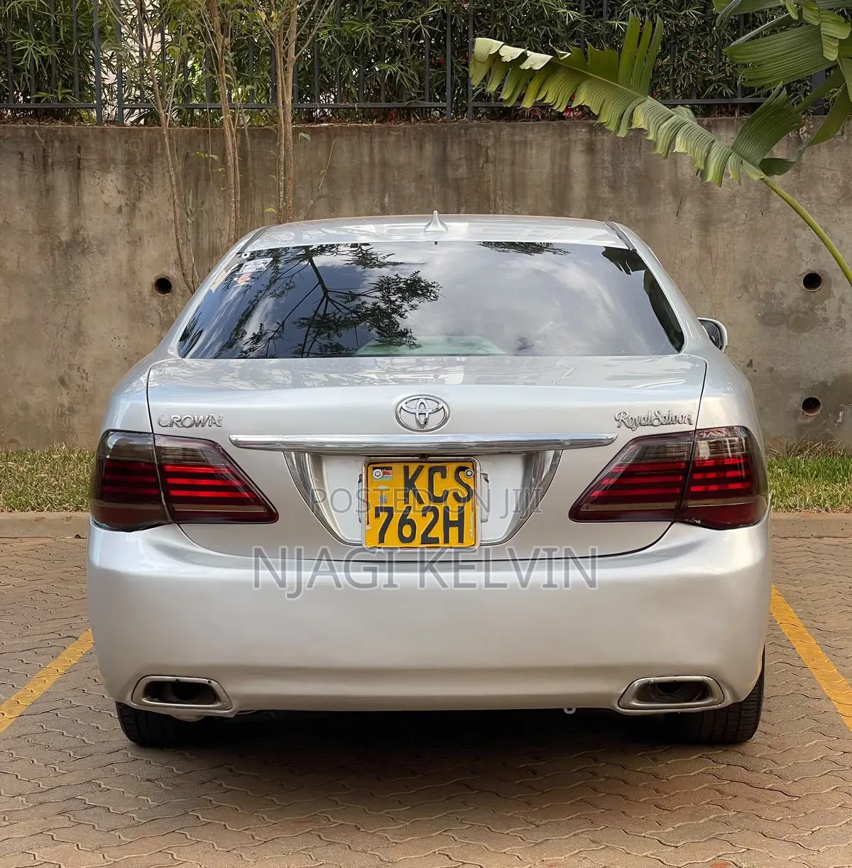 Toyota Crown 2011 Silver