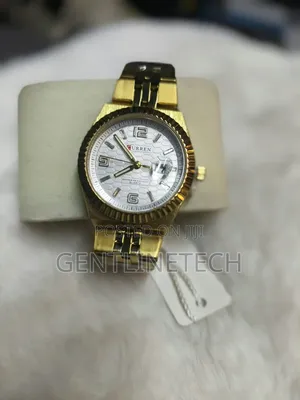 Curren 8498 Ladies Wristwatch – KSh 3,000