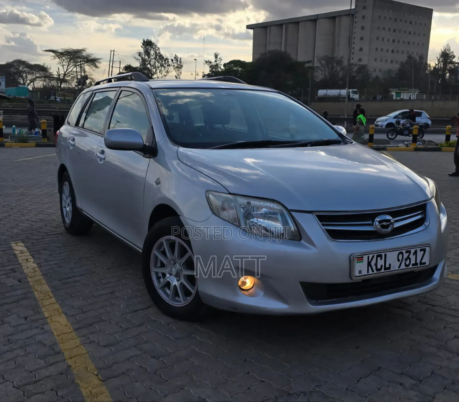 Toyota Corolla Fielder 2011 Silver