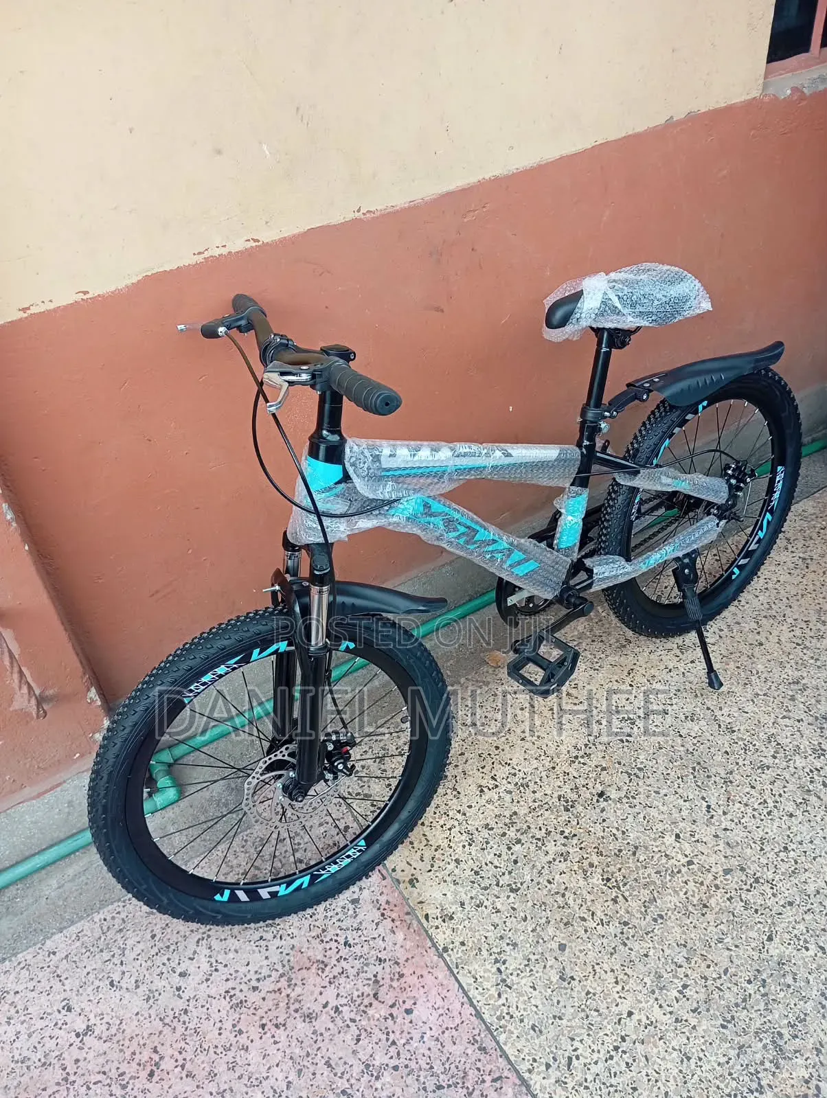BRAND New Mountain Bike . Blue and Black