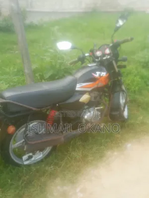 TVS HLX 125 2021 Black
