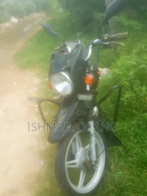 TVS HLX 125 2021 Black