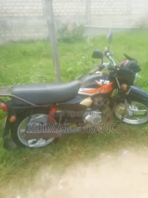 TVS HLX 125 2021 Black
