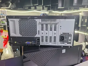 Desktop Computer Dell 8GB Intel Core i3 HDD 256GB
